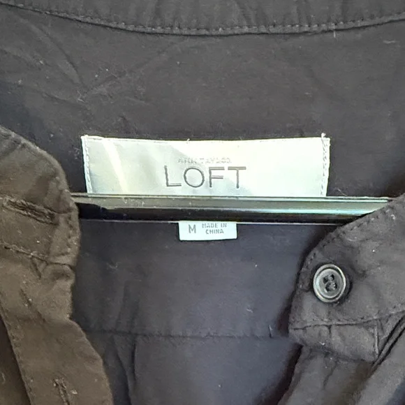 Elegant Black Loft Sleeveless Dress - Picture 2 of 5